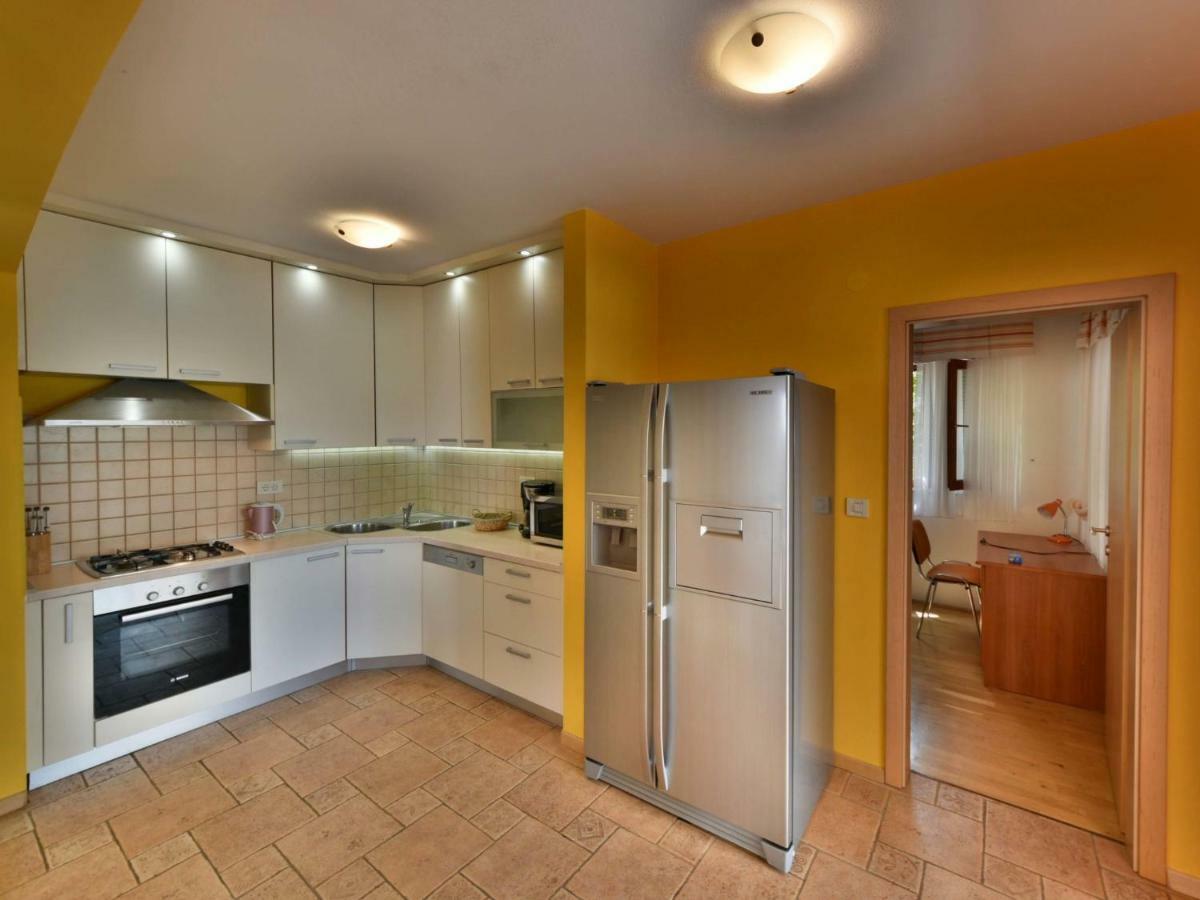 Villa Yellow House By Interhome Diklo Extérieur photo