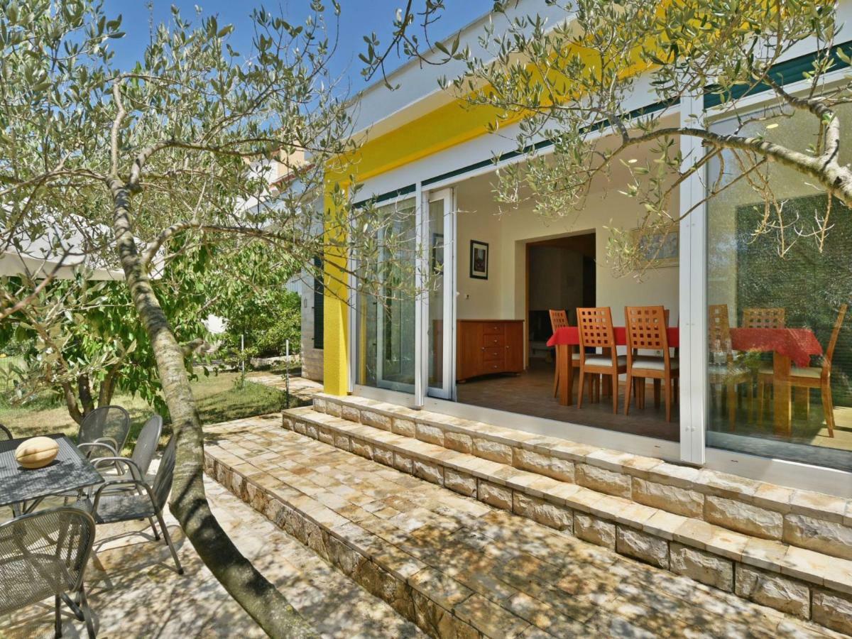 Villa Yellow House By Interhome Diklo Extérieur photo